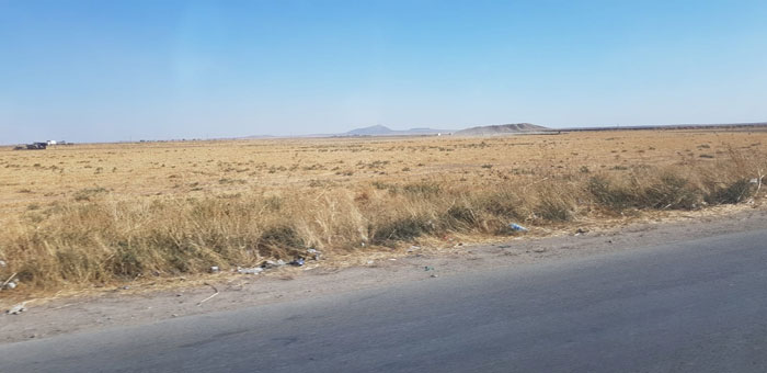 Countryside between Amouda and Hasaka with Jebel Kawkab in the background 