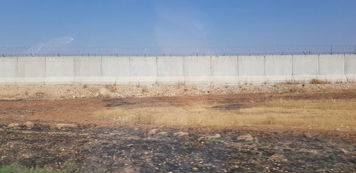 Along the border with Turkey between Amouda and Ras al-Ain 