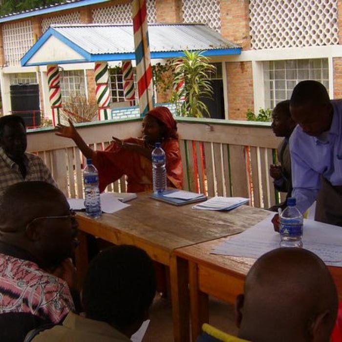 Community-based approaches in conflict-affected states