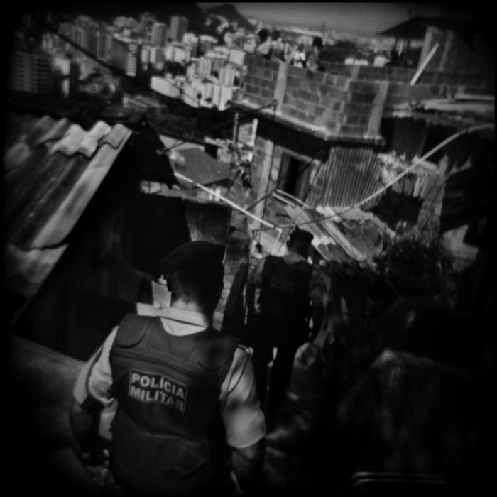 Chronic violence and non-conventional armed actors