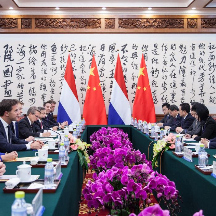 Podcast: China en het Westen: langzaam schaken en een potje go