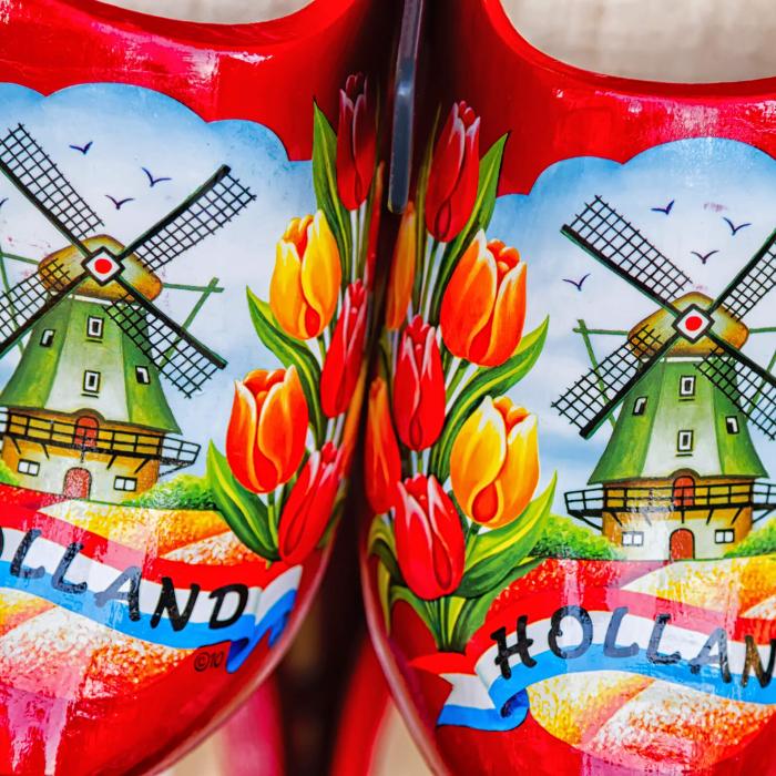 Which firms are moving to the Netherlands because of Brexit?