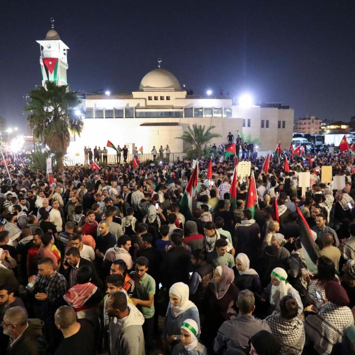 Examining the interplay between elites  and social movements in Jordan