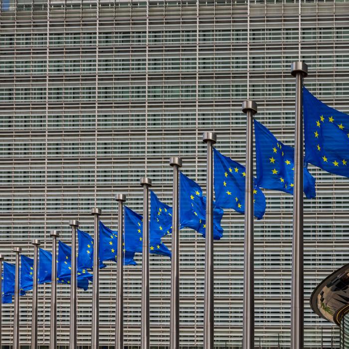 European defence industry: Towards institutional adaptation