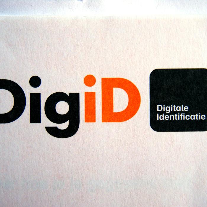 Nederland en de EU: Benoem, bescherm en beheer strategische digitale infrastructuur