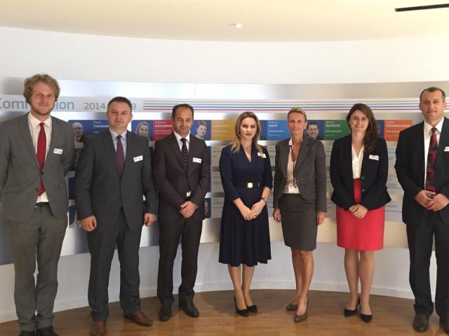 Supporting the leaders of Europe’s youngest diplomatic service 