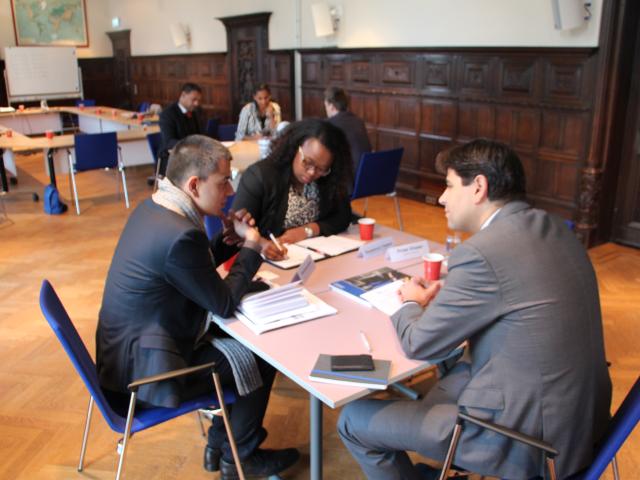 Zuid-Afrikaanse Diplomaten Ontmoeten Nederlandse Bedrijven