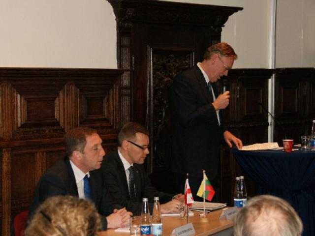 The Vilnius Summit: Brussels versus Moscow?