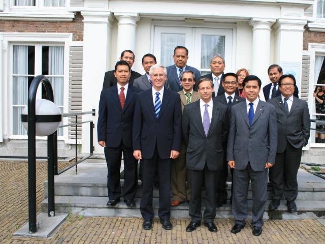 Memories of Clingendael by Indonesian Diplomat Pak Fikry Cassidy