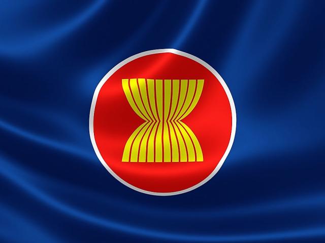 ASEAN diplomats and officials successfully complete training