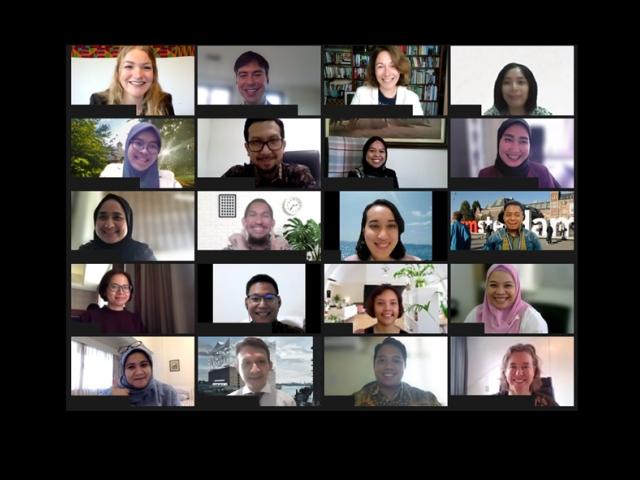 Indonesian mid-career Diplomats conclude online training
