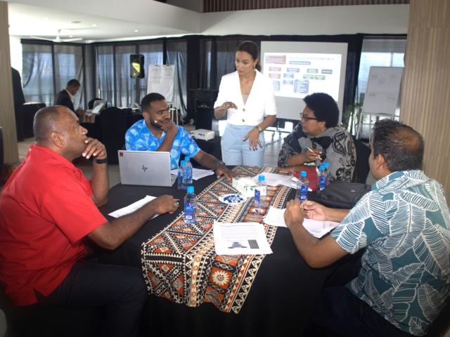 Clingendael launches first negotiation training in Fiji