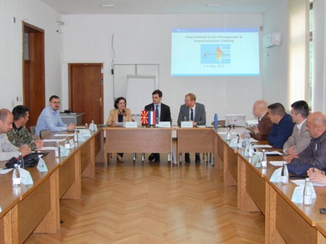 International crisis communication & crisis management